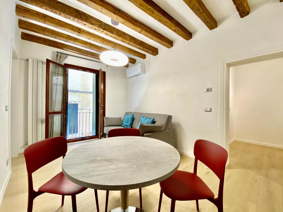 Suite House New Apartments Wi Fi Venice Island المظهر الخارجي الصورة
