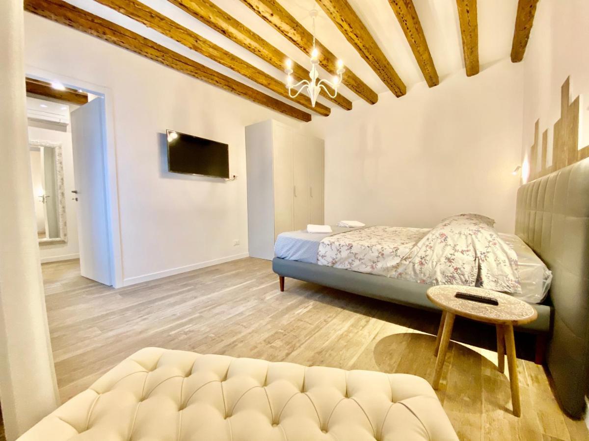 Suite House New Apartments Wi Fi Venice Island المظهر الخارجي الصورة